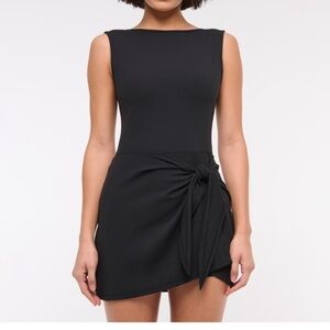 Elegant Black Sleeveless Dress